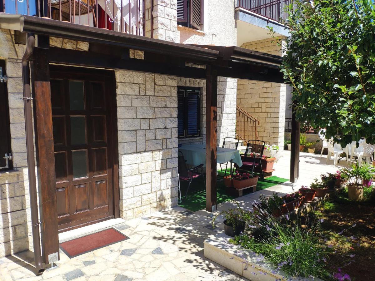Apartments Rafael Poreč Dış mekan fotoğraf