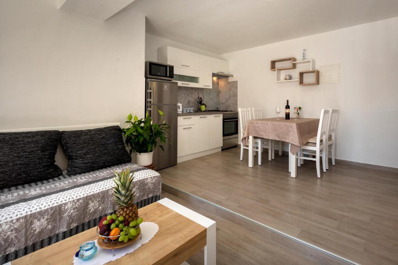 Apartments Rafael Poreč Dış mekan fotoğraf